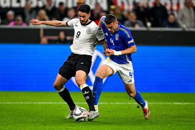 Tim Kleindienst (Deutschland, 09) im Zweikampf mit Alessandro Buongiorno (Italien 04), GER, Deutschland (GER) vs Italien (ITA), Fussball, UEFA Nations League Viertelfinale Runde 2, 23.03.2025. GER, Deutschland (GER) vs Italien (ITA), Fussball Laenderspiel, UEFA Nations League Viertelfinale Runde2, 2024 2025, 23.03.2025. Dortmund Copyright: xEibner-Pressefoto FlorianxWiegandx EP_FWD