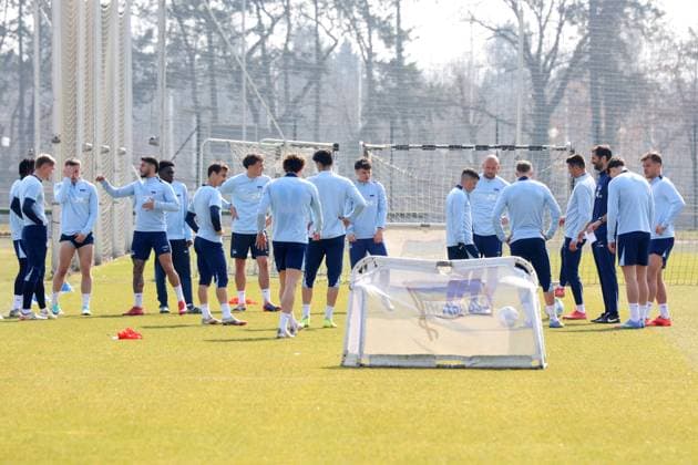 DEU, DFL, 2. FBL Hertha BSC, Training, 24.03.2025, Sportforum, Berlin, DEU, DFL, 2. FBL Hertha BSC, Training, im Bild Hertha-Spielerkreis DFL - regulations prohibit any use of Photographs as image sequences and or quasi-video Foto: Juergen Engler nordphoto GmbH