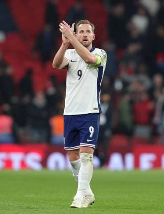 . - England v Latvia, FIFA World Cup, WM, Weltmeisterschaft, Fussball 2026 European Qualifier, Wembley Stadium, London, UK - 24th March 2025. Harry Kane of England applauds the fans. - England v Latvia, FIFA World Cup 2026 European Qualifier, Wembley Stadium, London, UK - 24th March 2025. Daniel Weir Crystal Pix London Wembley Stadium UK Copyright: xDanxWeirx CP_England_Latvia_0099