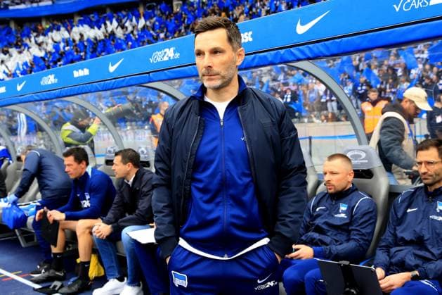 DEU, DFL, 2. FBL, Hertha BSC vs. Karlsruher SC, 29.03.2025, Berliner Olympiastadion, Berlin, DEU, DFL, 2. FBL, Hertha BSC vs. Karlsruher SC, im Bild Cheftrainer Stefan Leitl (Hertha BSC Berlin), DFL - regulations prohibit any use of Photographs as image sequences and or quasi-video Foto: Juergen Engler nordphoto GmbH