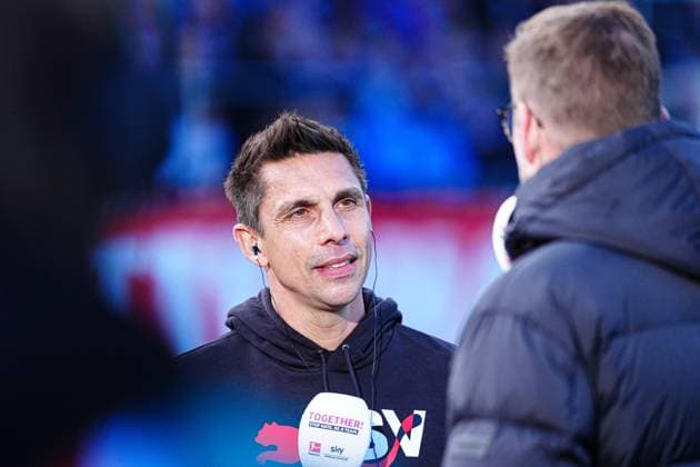 Marcel Rapp (Holstein Kiel, Trainer) GER, Holstein Kiel vs. SV Werder Bremen, Fussball, Bundesliga, Spieltag 27, Saison 2024 2025, 29.03.2025 DFL REGULATIONS PROHIBIT ANY USE OF PHOTOGRAPHS AS IMAGE SEQUENCES AND OR QUASI-VIDEO GER, Holstein Kiel vs. SV Werder Bremen, Fussball, Bundesliga, Spieltag 27, Saison 2024 2025, 29.03.2025 Kiel Copyright: xEibner-Pressefoto MarcelxvonxFehrnx EP_MFN