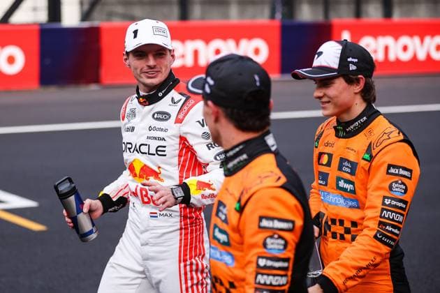 F1 - JAPANESE GRAND PRIX 2025 VERSTAPPEN Max (ned), Red Bull Racing RB21, portrait, NORRIS Lando (gbr), McLaren F1 Team MCL39, portrait and PIASTRI Oscar (aus), McLaren F1 Team MCL39, portrait during the Formula 1 Lenovo Japanese Grand Prix 2025, 3rd round of the 2025 FIA Formula One World Championship, WM, Weltmeisterschaft from April 4 to 6, 2025 on the Suzuka Circuit, in Suzuka, Japan - SuzukaJapan Copyright: xEricxAlonsox