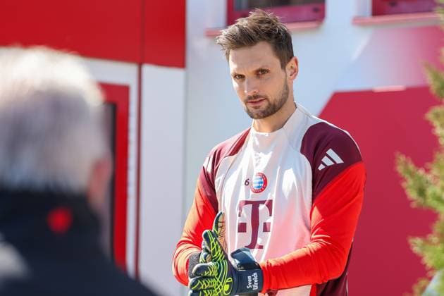 Sven Ulreich (FC Bayern Muenchen, 26), GER, Abschlusstraining, FC Bayern Muenchen, Fussball, UEFA Champions League, Viertelfinale Hinspiel, Saison 2024 2025, 07.04.2025, GER, Abschlusstraining, FC Bayern Muenchen, Fussball, UEFA Champions League, Viertelfinale Hinspiel, Saison 2024 2025, 07.04.2025 Muenchen Copyright: xEibner-Pressefoto JennixMaulx EP_JML