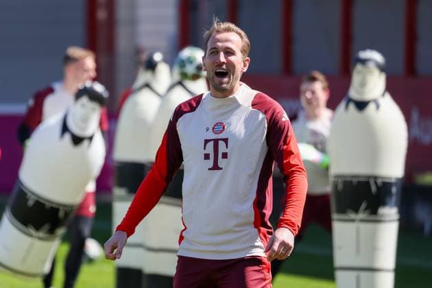 Harry Kane (FC Bayern Muenchen, 09) lacht, hat gute Laune, Emotionen, GER, Abschlusstraining, FC Bayern Muenchen, Fussball, UEFA Champions League, Viertelfinale Hinspiel, Saison 2024 2025, 07.04.2025, GER, Abschlusstraining, FC Bayern Muenchen, Fussball, UEFA Champions League, Viertelfinale Hinspiel, Saison 2024 2025, 07.04.2025 Muenchen Copyright: xEibner-Pressefoto JennixMaulx EP_JML