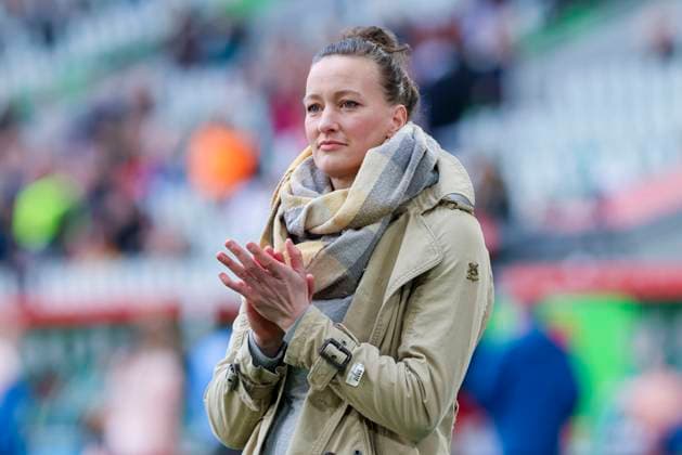 Almuth Schult (Germany) jubelt, UEFA Women s Nations League 2024 25 Grp A1 MD4, Germany and Scotland, VfL Wolfsburg Arena am 08. April 2025 in Wolfsburg, Deutschland. (Foto von Marco Steinbrenner DeFodi Images) Almuth Schult (Germany) cheers, UEFA Women s Nations League 2024 25 Grp A1 MD4, Germany and Scotland, VfL Wolfsburg Arena, April 8, 2025 in Wolfsburg, Germany. (Photo by Marco Steinbrenner DeFodi Images)