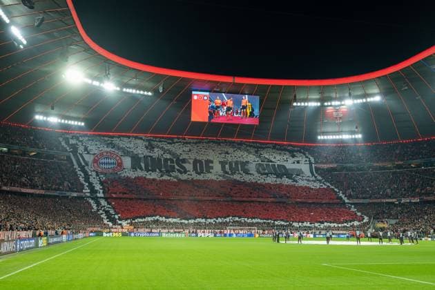 Transparent, Fanplakat, Banner, Plakat, Spruchband, Fanaktion, Choreo, Kings of the Cup, GER, FC Bayern Muenchen vs. Inter Mailand, Fussball, UEFA, Champions League, Viertlfinale, Hinspiel, Spielzeit 2024 2025, 08.04.2025, GER, FC Bayern Muenchen vs. Inter Mailand, Fussball, UEFA, Champions League, Viertlfinale, Hinspiel, Spielzeit 2024 2025, 08.04.2025 Muenchen Copyright: xEibner-Pressefotox EP_EER