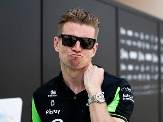Nico Huelkenberg (Stake F1 Team Kick Sauber, Deutschland, 27), BAH, Formel 1 Weltmeisterschaft, Gulf Air Grand Prix von Bahrain, Bahrain International Circuit, Ankunft der Fahrer, Saison 2025, 11.04.2025 BAH, Formel 1 Weltmeisterschaft, Gulf Air Grand Prix von Bahrain, Bahrain International Circuit, Ankunft der Fahrer, Saison 2025, 11.04.2025 Sakhir Copyright: xEibner-Pressefoto Memmlerx EP_MMR