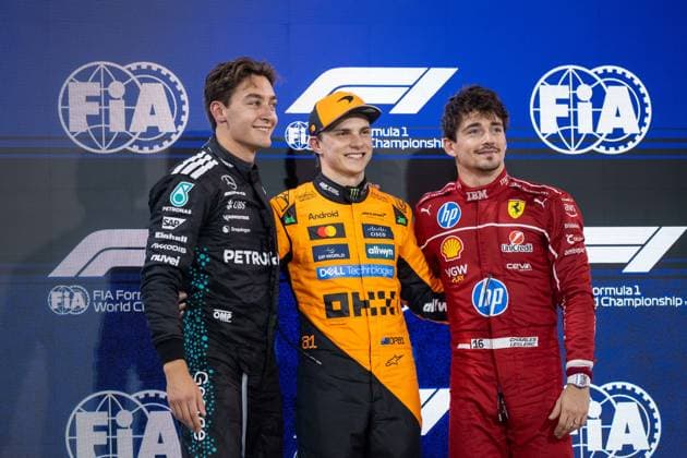George Russell (Mercedes-AMG Petronas F1 Team, Großbritannien, 63), Oscar Piastri (McLaren Formula 1 Team, Australien, 81), Charles Leclerc (Scuderia Ferrari HP, Monaco, 16) im Parc Ferme als Top 3 auf Startplatz 2, Pole Position, Startplatz 3, BAH, Formel 1 Weltmeisterschaft, Gulf Air Grand Prix von Bahrain, Bahrain International Circuit, Qualifying, Saison 2025, 12.04.2025 BAH, Formel 1 Weltmeisterschaft, Gulf Air Grand Prix von Bahrain, Bahrain International Circuit, Qualifying, Saison 2025, 12.04.2025 Sakhir Copyright: xEibner-Pressefoto Memmlerx EP_MMR