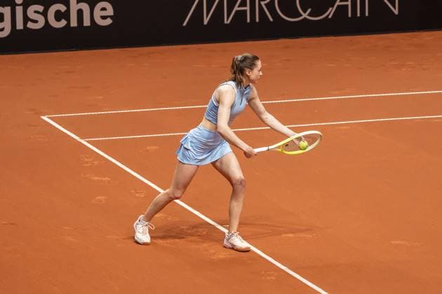 Aliaksandra Sasnovich beim Aufschlag, Erika Andreeva vs. Aliaksandra Sasnovich, Tennis, Porsche Tennis Grand Prix, Court 1, Qualifikation, Spielzeit 2025, 13.04.2025, Erika Andreeva vs. Aliaksandra Sasnovich, Tennis, Porsche Tennis Grand Prix, Court 1, Qualifikation, Spielzeit 2025, 13.04.2025, Stuttgart Copyright: xEibner-Pressefoto EdwardxCheungx EP_ECG