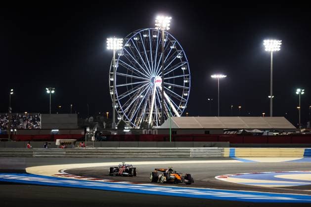 F1 - BAHRAIN GRAND PRIX 2025 04 NORRIS Lando (gbr), McLaren F1 Team MCL39, 16 LECLERC Charles (mco), Scuderia Ferrari SF-25, action during the Formula 1 Gulf Bahrain Grand Prix 2025, 4th round of the 2025 FIA Formula One World Championship, WM, Weltmeisterschaft from April 11 to 13, 2025 on the Bahrain International Circuit, in Sakhir, Bahrain - SakhirBahrain Copyright: xFLORENTxGOODENx