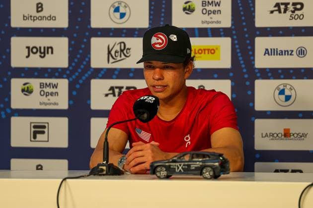 Ben Shelton (USA) bei der Pressekonferenz nach dem Spiel, GER, BMW Open by Bitpanda, Borna Gojo (Kroatien) vs. Ben Shelton (USA), Tennis, ATP, Tennis Herren 500, Herren, 14.04.2025, GER, BMW Open by Bitpanda, Borna Gojo (Kroatien) vs. Ben Shelton (USA), Tennis, ATP 500, Herren, 14.04.2025 Muenchen Copyright: xEibner-Pressefoto JennixMaulx EP_JML