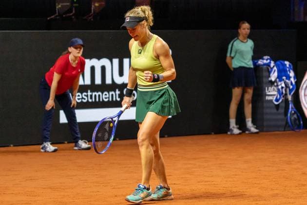Laura Siegemund ball die Faust nach einem Punktgewinn, Jule Niemeier vs. Laura Siegemund, Tennis, Porsche Tennis Grand Prix, Center Court, Einzel Frauen, Sechzehntelfinale, Spielzeit 2025, 15.04.2025, Jule Niemeier vs. Laura Siegemund, Tennis, Porsche Tennis Grand Prix, Center Court, Einzel Frauen, Sechzehntelfinale, Spielzeit 2025, 15.04.2025, Stuttgart Copyright: xEibner-Pressefoto EdwardxCheungx EP_ECG