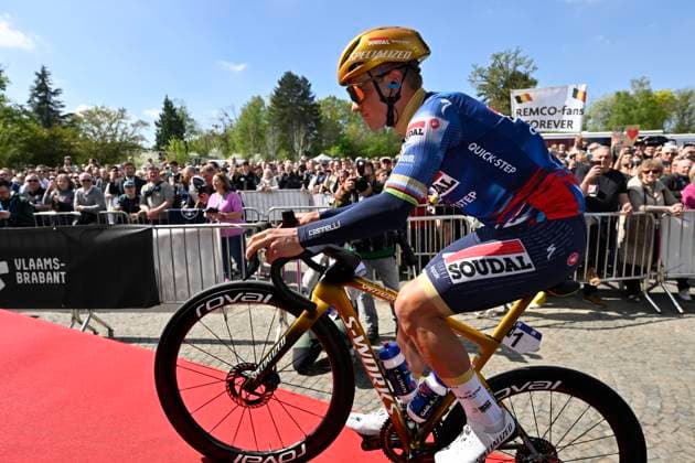 Brabantse Pijl 2025 cycling race OVERIJSE, BELGIUM - APRIL 18 : Evenepoel Remco (BEL) of Soudal - Quick Step pictured during the 65th edition of the Brabantse Pijl, an UCI individual Road cycling, Rad, Radsport, Strasse race with start in Beersel and finish in Overijse after 162,6 km, organized by Flanders Classics on April 18, 2025 in Overijse, Belgium, 18 04 2025 Overijse Belgium Copyright: xJanxDexMeuleneirx