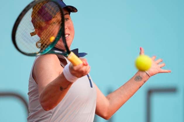 April 23, 2025, Madrid, Madrid, SPAIN: Anastasia Pavliuchenkova of Russia in action against Anastasija Sevastova of Latvia during the Mutua Madrid Open 2025, ATP, Tennis Herren Masters 1000 and WTA, Tennis Damen 1000, tennis tournament celebrated at Caja Magica on April 23, 2025 in Madrid, Spain. Madrid SPAIN - ZUMAa181 20250423_zaa_a181_031 Copyright: xOscarxJ.xBarrosox