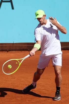 April 24, 2025, Madrid, Madrid, Spain: Alejandro Davidovich Fokina of Spain practices during the Mutua Madrid Open 2025, ATP, Tennis Herren Masters 1000 and WTA, Tennis Damen 1000 tennis tournament, celebrated at Caja Magica on April 24, 2025 in Madrid, Spain. Madrid Spain - ZUMAa181 20250424_zaa_a181_195 Copyright: xIrinaxR.xHipolitox