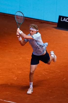 April 24, 2025, Madrid, Madrid, Spain: Martin Landaluce of Spain plays against Cameron Norrie of Great Britain during the Mutua Madrid Open 2025, ATP, Tennis Herren Masters 1000 and WTA, Tennis Damen 1000 tennis tournament, celebrated at Caja Magica on April 24, 2025 in Madrid, Spain. Madrid Spain - ZUMAa181 20250424_zaa_a181_211 Copyright: xDennisxAgyemanx