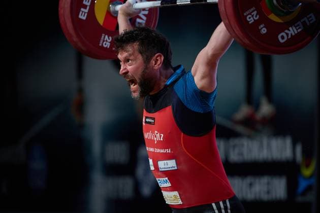 Jakob Neufeld (SV Germania Obrigheim) Stossen 3. Versuch GER, Deutsche Mannschaftsmeisterschaft Gewichtheben, Bundesliga-Finale im Gewichtheben, Deutsche Mannschaftsmeisterschaft, 1. Bundesliga, Saison 2024 2025, 26.04.2025 GER, Deutsche Mannschaftsmeisterschaft Gewichtheben, Bundesliga-Finale im Gewichtheben, Deutsche Mannschaftsmeisterschaft, 1. Bundesliga, Saison 2024 2025, 26.04.2025 Heidelberg