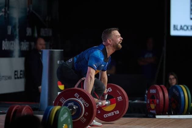 Simon Brandhuber (AV 03 Speyer) beim Stossen GER, Deutsche Mannschaftsmeisterschaft Gewichtheben, Bundesliga-Finale im Gewichtheben, Deutsche Mannschaftsmeisterschaft, 1. Bundesliga, Saison 2024 2025, 26.04.2025 GER, Deutsche Mannschaftsmeisterschaft Gewichtheben, Bundesliga-Finale im Gewichtheben, Deutsche Mannschaftsmeisterschaft, 1. Bundesliga, Saison 2024 2025, 26.04.2025 Heidelberg