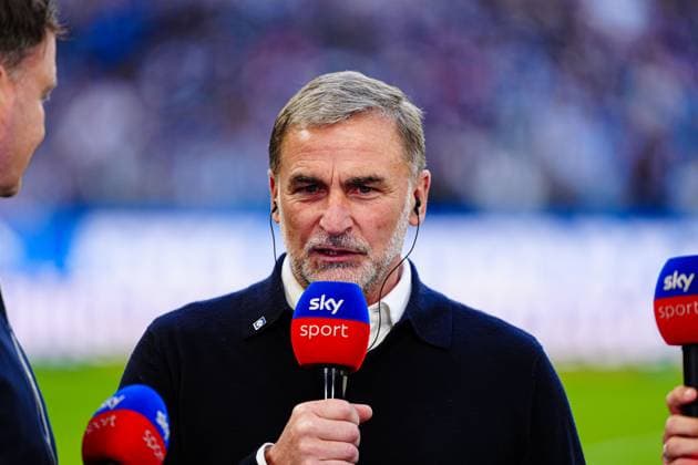 Stefan Kuntz (Hamburger SV, Sportvorstand) GER, Hamburger SV vs. Karlsruher SC, Fussball, 2. Bundesliga, Spieltag 31, Saison 2024 2025, 27.04.2025 DFL REGULATIONS PROHIBIT ANY USE OF PHOTOGRAPHS AS IMAGE SEQUENCES AND OR QUASI-VIDEO GER, Hamburger SV vs. Karlsruher SC, Fussball, 2. Bundesliga, Spieltag 31, Saison 2024 2025, 27.04.2025 Hamburg