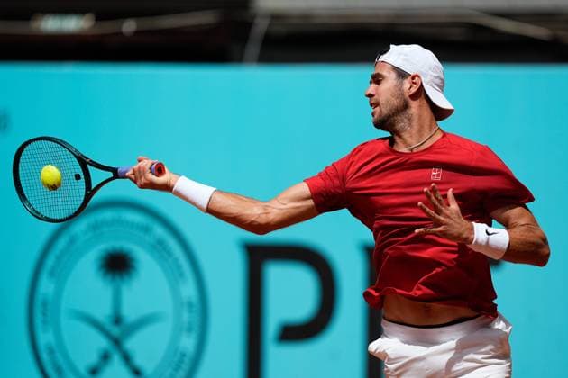 April 29, 2025, Madrid, Madrid, spain: Karen Khachanov of Russia plays against Tommy Paul of USA during the Mutua Madrid Open 2025, ATP, Tennis Herren Masters 1000 and WTA, Tennis Damen 1000, tennis tournament celebrated at Caja Magica on April 29, 2025 in Madrid, Spain. Madrid spain - ZUMAa181 20250429_zaa_a181_631 Copyright: xDennisxAgyemanx