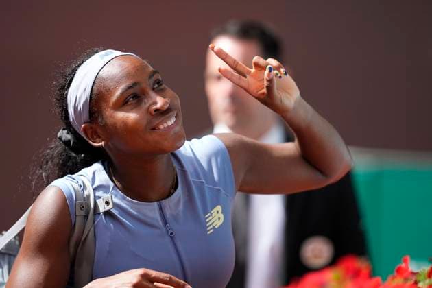 Sport Bilder des Tages April 30, 2025, Madrid, Madrid, Spain: Coco Gauff of USA reacts for fans after winning against Mirra Andreeva of Russia during the Mutua Madrid Open 2025, ATP, Tennis Herren Masters 1000 and WTA, Tennis Damen 1000 tennis tournament, celebrated at Caja Magica on April 30, 2025 in Madrid, Spain. Madrid Spain - ZUMAa181 20250430_zaa_a181_128 Copyright: xOscarxJ.xBarrosox