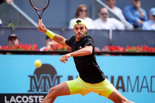 Sport Bilder des Tages May 2, 2025, Madrid, Madrid, Spain: Francisco Cerundolo of Argentina in action against Casper Ruud of Norway during the Mutua Madrid Open 2025, ATP, Tennis Herren Masters 1000 and WTA, Tennis Damen 1000 tennis tournament, celebrated at Caja Magica on May 02, 2025 in Madrid, Spain. Madrid Spain - ZUMAa181 20250502_zaa_a181_084 Copyright: xOscarxJ.xBarrosox