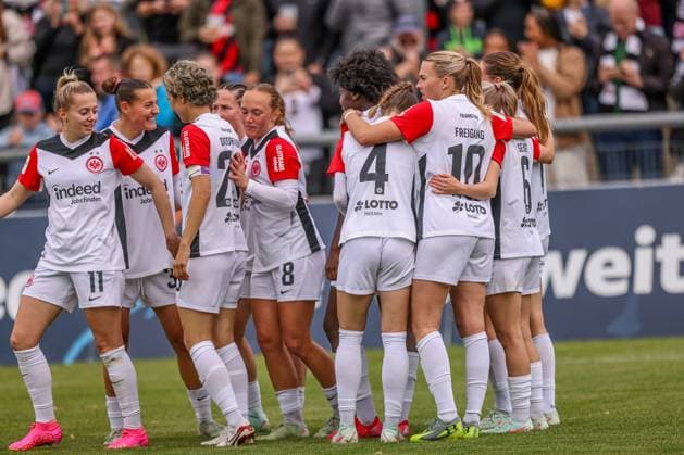 GER, Frankfurt, Eintracht Frankfurt vs TSG Hoffenheim, Google Pixel Bundesliga, Fussball, DFB, Spielzeit 2024 2025, Stadion am Bretanobad, 21. Spieltag, im Bild: Tor und Jubelt mit Nicole Anyomi (Eintracht Frankfurt Frauen 19) DFB DFL REGULATIONS PROHIBIT ANY USE OF PHOTOGRAPHS AS IMAGE SEQUENCES AND OR QUASI-VIDEO, 04.05.2025, Copyright: HMBxMedia HendrikxHamelau