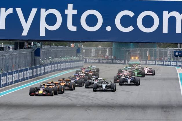 Start beim Rennen, Max Verstappen (Oracle Red Bull Racing), Lando Norris (McLaren Formula 1 Team), Oscar Piastri (McLaren Formula 1 Team), Kimi Antonelli (Mercedes-AMG Petronas), Grosser Preis von Miami, Motorsport, Herren, Formel 1, Rennen, 04.05.2025 Miami Florida USA