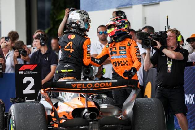 F1 - MIAMI GRAND PRIX 2025 NORRIS Lando (gbr), McLaren F1 Team MCL39, portrait PIASTRI Oscar (aus), McLaren F1 Team MCL39, portrait during the Formula 1 Crypto.com Miami Grand Prix 2025, 6th round of the 2025 FIA Formula One World Championship, WM, Weltmeisterschaft from May 2 to 4, 2025 on the Miami International Autodrome, in Miami Gardens, Florida, United States of America - Miami GardensUnited States Copyright: xXavixBonillax
