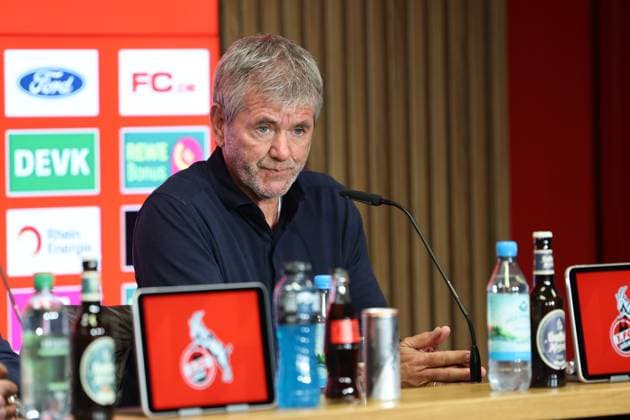 GER, 2.FBL, PK 1. FC Koeln, kurzfristige Trainervorstellung 05.05.2025, Rheinenergie Stadion, Koeln, GER, 2.FBL, PK 1. FC Koeln, kurzfristige Trainervorstellung , im Bild: Friedhelm Funkel neuer Chefrainer bis Saisonende, Headcoach (1.FC Koeln),