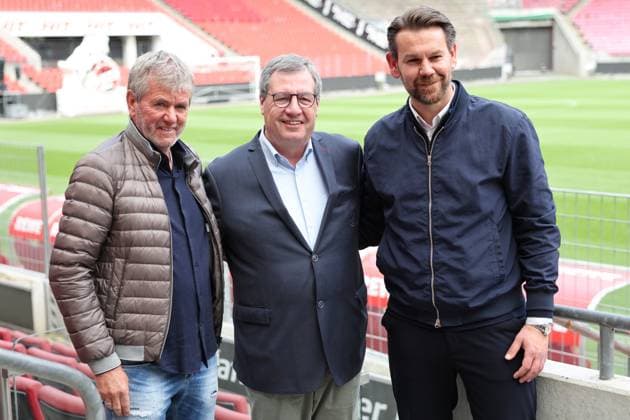 GER, 2.FBL, PK 1. FC Koeln, kurzfristige Trainervorstellung 05.05.2025, Rheinenergie Stadion, Koeln, GER, 2.FBL, PK 1. FC Koeln, kurzfristige Trainervorstellung , im Bild: Dr. Werner Wolf Praesident (1.FC Koeln), mitte Thomas Kessler vorrübergehend Geschäftsführer (1. FC Koeln), Friedhelm Funkel neuer Chefrainer bis Saisonende, Headcoach (1.FC Koeln),
