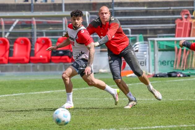 GER, 2.FBL, Training 1. FC Koeln, Franz Kremer Stadion, 06.05.2025, Franz Kremer Stadion , Koeln, GER, 2.FBL, Training 1. FC Koeln, Franz Kremer Stadion, , im Bild: das erste Training mit dem neuen Chefrainer, Headcoach (1.FC Koeln), Jusuf Gazibegovic (Koeln 25), Mathias Köbbing Koebbing Torwart (FC Koeln 44),
