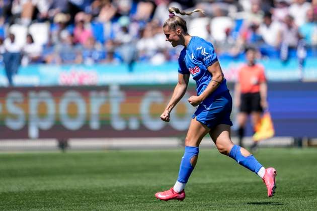 Torschützin Selina Cerci (TSG, 29), Spielerinnen der TSG 1899 Hoffenheim, jubelt über das Tor zum 3:0, Jubel, jubeln, Torjubel, Torerfolg, celebrate the goal, goal, celebration, jubelt ueber das Tor, Freuen, Freude, freut sich, optimistisch, positiv, Spielszene, Highlight, Einzelbild, Einzelfoto, Aktion, Action, 11.05.2025, Sinsheim (Hoffenheim) (Deutschland), Fussball, Google Pixel Frauen-Bundesliga, TSG 1899 Hoffenheim - FC Carl Zeiss Jena, DFB DFL REGULATIONS PROHIBIT ANY USE OF PHOTOGRAPHS AS IMAGE SEQUENCES AND OR QUASI-VIDEO.
