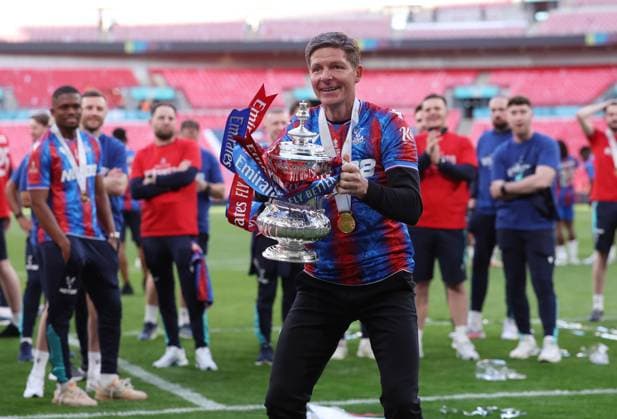 London, England, 17th May 2025. Oliver Glasner, Manager of Crystal Palace celebrates after the Crystal Palace vs Manchester City FA Cup Final match at Wembley Stadium, London. Picture credit should read: Paul Terry Sportimage EDITORIAL USE ONLY. No use with unauthorised audio, video, data, fixture lists, club league logos or live services. Online in-match use limited to 120 images, no video emulation. No use in betting, games or single club league player publications. SPI_134_PT_Crystal_Palace_Man_City SPI-3938-0134