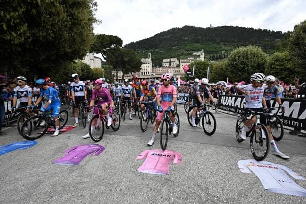 May 18, 2025, Gubbio, ITALY: Italian rider Lorenzo Fortunato of XDS Astana Team wearing the best climber s blue jersey, danish rider Mads Pedersen of Team Lidl - Trek wearing the points classification leader s cyclamen jersey, italian rider Diego Ulissi of XDS Astana Team wearing the overall leader s pink jersey, Spanish rider Juan Ayuso Pesquera of Uae Team Emirates Xrg wearing the best young rider s white jersey, at the start 9th stage of the 108 Giro d Italia 2025, cycling race over 181 km from Gubbio to Siena, Italy, 18 May 2025. ANSA LUCA ZENNARO. Giro D Italia Cycling Tour - Stage 9 - ZUMAa110 20250518_zaf_a110_096 Copyright: xLucaxZennarox