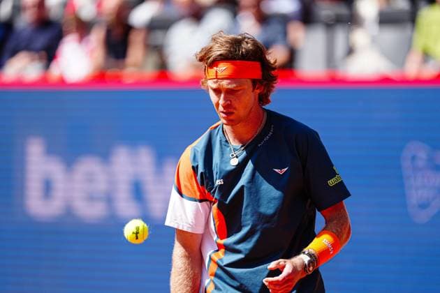 Andrey Rublev (RUS) GER, Andrey Rublev (RUS) vs. Justin Engel (GER), Tennis, ATP, Tennis Herren 500, Bitpanda Hamburg Open, Achtelfinale, 21.05.2025 GER, Andrey Rublev (RUS) vs. Justin Engel (GER), Tennis, ATP 500, Bitpanda Hamburg Open, Achtelfinale, 21.05.2025 Hamburg Copyright: xEibner-Pressefoto MarcelxvonxFehrnx EP_MFN