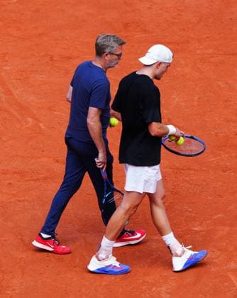 Jack Draper and coach James Trotman French Open Tennis, Thursday Previews, Qualifying and Practice, Tennis, Roland Garros, Paris, France - 22 May 2025 EDITORIAL USE ONLY No use with unauthorised audio, video, data, fixture lists, club league logos or live services. Online in-match use limited to 120 images, no video emulation. No use in betting, games or single club league player publications. Copyright: xJavierxGarcia Shutterstockx 15314609t