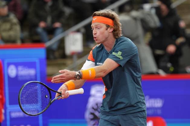 GER, Hamburg, xFSx , ATP, Tennis Herren 500 , Herren Tennistunier Bitpanda Hamburg Open 2025, Viertelfinale , 22.05.2025 Andrey Rublev (RUS) enttaeuscht, enttaeusch schauend, dissapointed, traurig, frustriert, frust, gefrustet Copyright: HMBxMedia FernandoxSoares