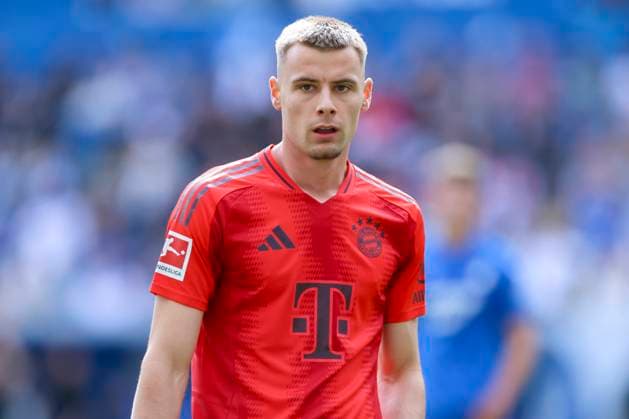 Gabriel Vidovic (FC Bayern Muenchen) schaut, Bundesliga, TSG 1899 Hoffenheim v FC Bayern München, PreZero-Arena am 17. May 2025 in Sinsheim, Deutschland. (Foto von Marco Steinbrenner DeFodi Images) Gabriel Vidovic (FC Bayern Muenchen) looks on, Bundesliga, TSG 1899 Hoffenheim v FC Bayern München, PreZero-Arena, May 17, 2025 in Sinsheim, Germany. (Photo by Marco Steinbrenner DeFodi Images) DFL regulations prohibit any use of photographs as image sequences and or quasi-video.
