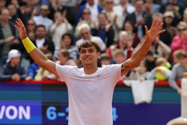 GER, Hamburg, xFSx , ATP, Tennis Herren 500 , Herren Tennistunier Bitpanda Hamburg Open 2025, Finale Herren Einzel , 24.05.2025 Flavio Cobolli (ITA) gewinnt die Bitpanda Hamburg Open 2025 jubelnd, bejubelt, jubelt, jubeln Copyright: HMBxMedia FernandoxSoares