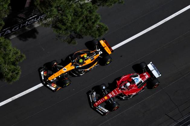 Sport Bilder des Tages F1 - MONACO GRAND PRIX 2025 04 NORRIS Lando (gbr), McLaren F1 Team MCL39, action, 16 LECLERC Charles (mco), Scuderia Ferrari SF-25, action during the Formula 1 Tag Heuer Grand Prix de Monaco, 8th round of the 2025 FIA Formula One World Championship, WM, Weltmeisterschaft from May 23 to 25, 2025 on the Circuit de Monaco, in Monte-Carlo, Monaco - Monte-CarloMonaco Copyright: xDPPIx