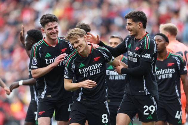Football - 2024 2025 Premier League - Southampton vs Arsenal - St Mary™s Stadium - Sunday 25th May 2025 Martin odegaard of Arsenal celebrates scoring his goal during the Premier League match at St Mary™s Stadium COLORSPORT Shaun Boggust