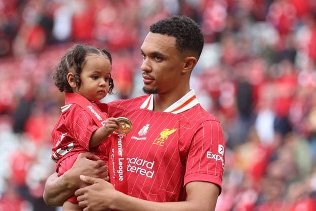 Trent Alexander-Arnold of Liverpool as the team are crowned champions for the 2024-2025 season Liverpool v Crystal Palace, Premier League, Football, Anfield, Liverpool, UK - 25 May 2025 EDITORIAL USE ONLY No use with unauthorised audio, video, data, fixture lists, club league logos or live services. Online in-match use limited to 120 images, no video emulation. No use in betting, games or single club league player publications. Copyright: xPaulxGreenwood Shutterstockx 15316427cr
