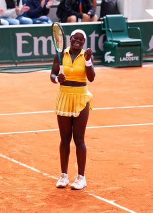 Victoria Mboko celebrates her second round win over Eva Lys French Open Tennis, Day Four, Tennis, Roland Garros, Paris, France - 28 May 2025 EDITORIAL USE ONLY No use with unauthorised audio, video, data, fixture lists, club league logos or live services. Online in-match use limited to 120 images, no video emulation. No use in betting, games or single club league player publications. Copyright: xJavierxGarcia Shutterstockx 15323219b