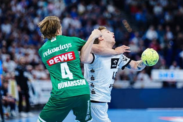 Andri Mar Runarsson (SC DHfK Leipzig, 04), Emil Wernsdorf Madsen (THW Kiel, 45) GER, THW Kiel vs. SC DHfK Leipzig, Handball, Bundesliga, Spieltag, 31, Saison 2024 2025, 28.05.2025 GER, THW Kiel vs. SC DHfK Leipzig, Handball, Bundesliga, Spieltag, 31, Saison 2024 2025, 28.05.2025 Kiel Copyright: xEibner-Pressefoto MarcelxvonxFehrnx EP_MFN
