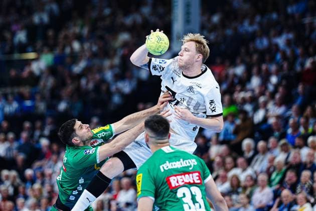 Marko Mamic (SC DHfK Leipzig, 14), Eric Johansson (THW Kiel, 21), Luka Rogan (SC DHfK Leipzig, 33) GER, THW Kiel vs. SC DHfK Leipzig, Handball, Bundesliga, Spieltag, 31, Saison 2024 2025, 28.05.2025 GER, THW Kiel vs. SC DHfK Leipzig, Handball, Bundesliga, Spieltag, 31, Saison 2024 2025, 28.05.2025 Kiel Copyright: xEibner-Pressefoto MarcelxvonxFehrnx EP_MFN
