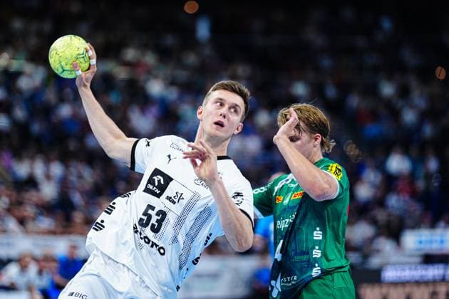 Nikola Bilyk (THW Kiel, 53), Andri Mar Runarsson (SC DHfK Leipzig, 04) GER, THW Kiel vs. SC DHfK Leipzig, Handball, Bundesliga, Spieltag, 31, Saison 2024 2025, 28.05.2025 GER, THW Kiel vs. SC DHfK Leipzig, Handball, Bundesliga, Spieltag, 31, Saison 2024 2025, 28.05.2025 Kiel Copyright: xEibner-Pressefoto MarcelxvonxFehrnx EP_MFN