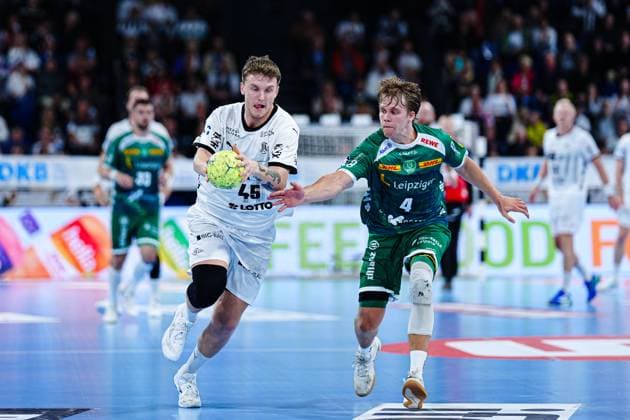 Emil Wernsdorf Madsen (THW Kiel, 45), Andri Mar Runarsson (SC DHfK Leipzig, 04) GER, THW Kiel vs. SC DHfK Leipzig, Handball, Bundesliga, Spieltag, 31, Saison 2024 2025, 28.05.2025 GER, THW Kiel vs. SC DHfK Leipzig, Handball, Bundesliga, Spieltag, 31, Saison 2024 2025, 28.05.2025 Kiel Copyright: xEibner-Pressefoto MarcelxvonxFehrnx EP_MFN