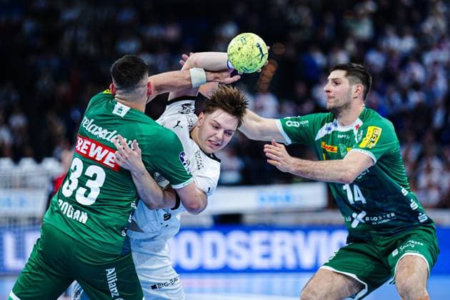 Luka Rogan (SC DHfK Leipzig, 33), Linus Kutz (THW Kiel, 25), Marko Mamic (SC DHfK Leipzig, 14) GER, THW Kiel vs. SC DHfK Leipzig, Handball, Bundesliga, Spieltag, 31, Saison 2024 2025, 28.05.2025 GER, THW Kiel vs. SC DHfK Leipzig, Handball, Bundesliga, Spieltag, 31, Saison 2024 2025, 28.05.2025 Kiel Copyright: xEibner-Pressefoto MarcelxvonxFehrnx EP_MFN