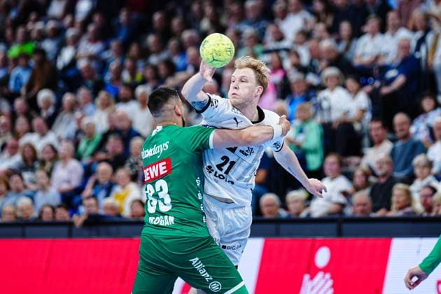 Luka Rogan (SC DHfK Leipzig, 33), Eric Johansson (THW Kiel, 21) GER, THW Kiel vs. SC DHfK Leipzig, Handball, Bundesliga, Spieltag, 31, Saison 2024 2025, 28.05.2025 GER, THW Kiel vs. SC DHfK Leipzig, Handball, Bundesliga, Spieltag, 31, Saison 2024 2025, 28.05.2025 Kiel Copyright: xEibner-Pressefoto MarcelxvonxFehrnx EP_MFN